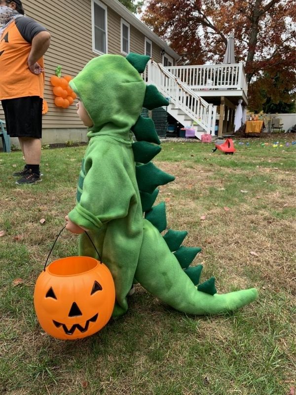Non-Scary-Halloween-Costumes-for-Kids