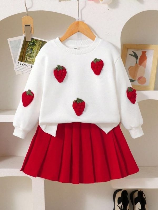 Christmas-Outfits-for-Kids-That-Are-Merry-and-Stylish